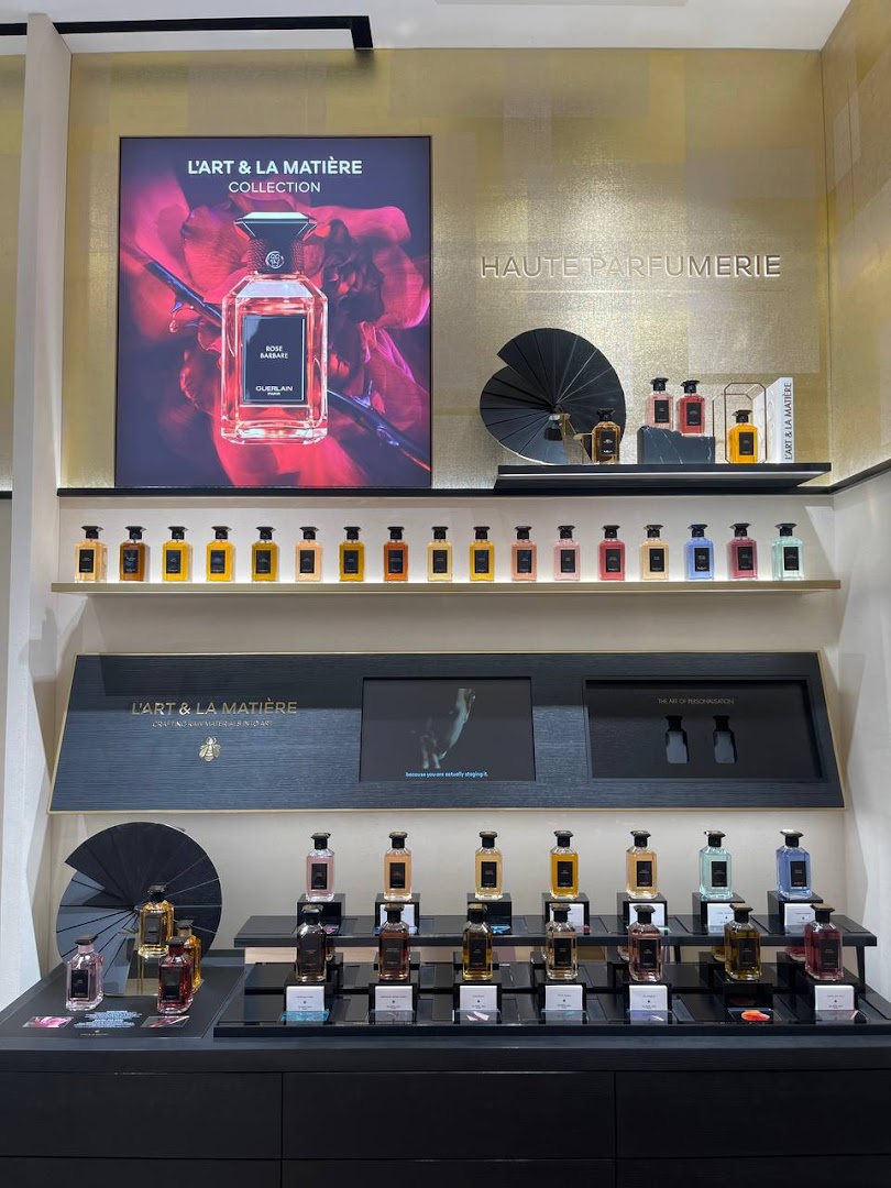 Guerlain Boutique  Facialist Suite Ion Orchard