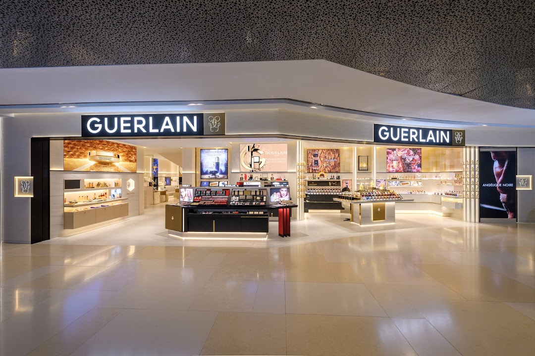 Guerlain Boutique  Facialist Suite Ion Orchard