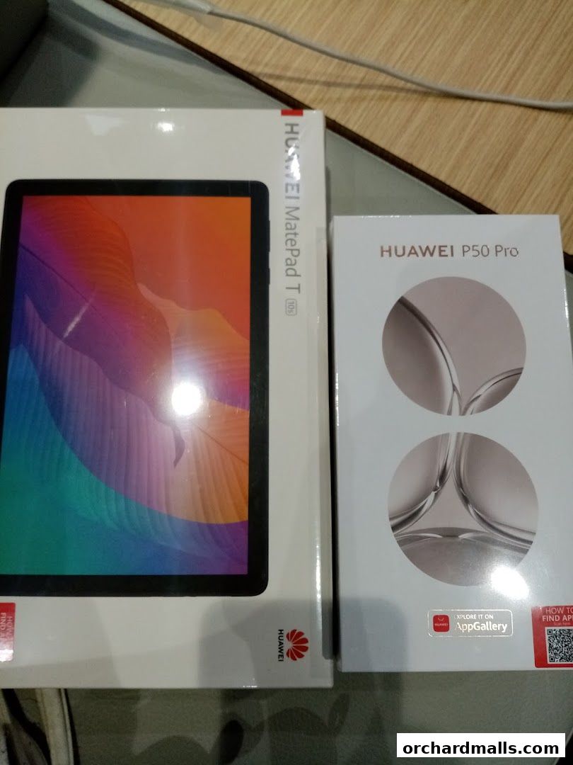 Huawei Customer Service  Experience Centre  313 Somerset