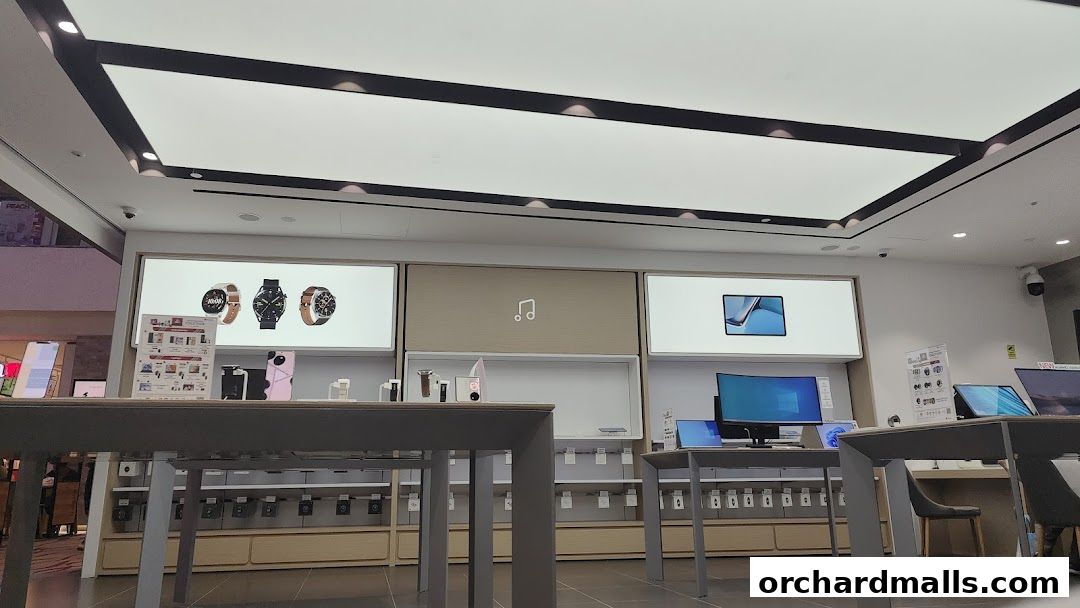 Huawei Customer Service  Experience Centre  313 Somerset