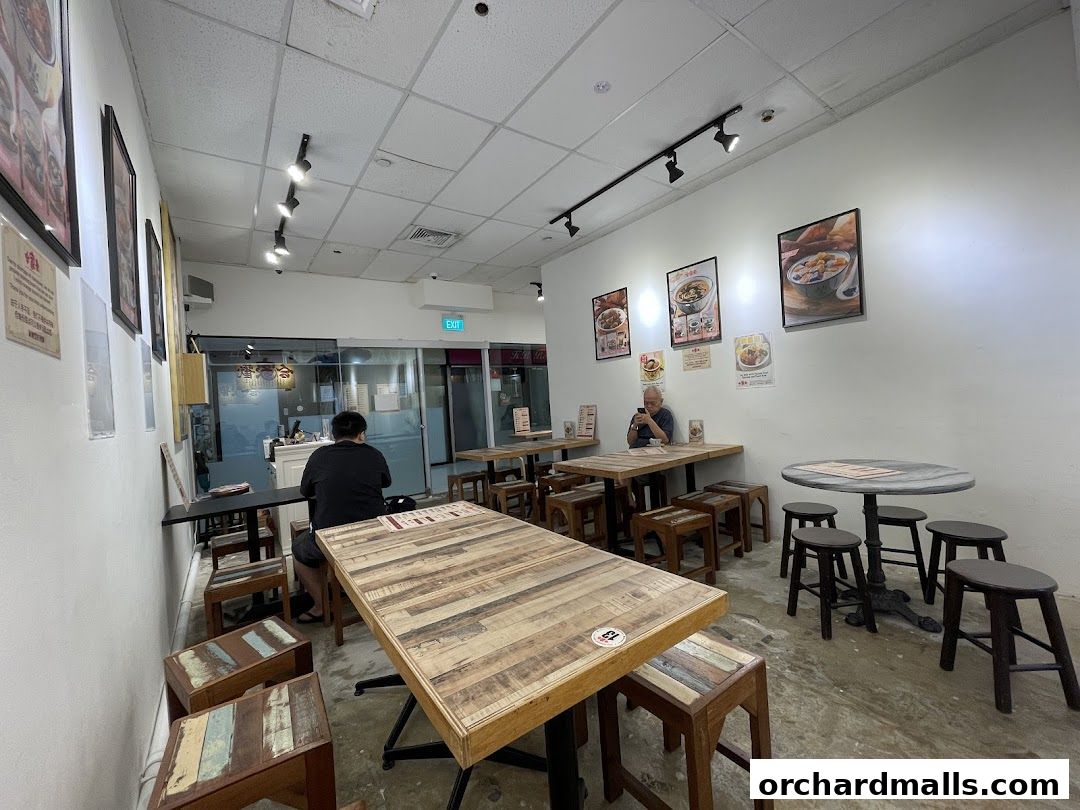 Hup Ka Foon 合家歡