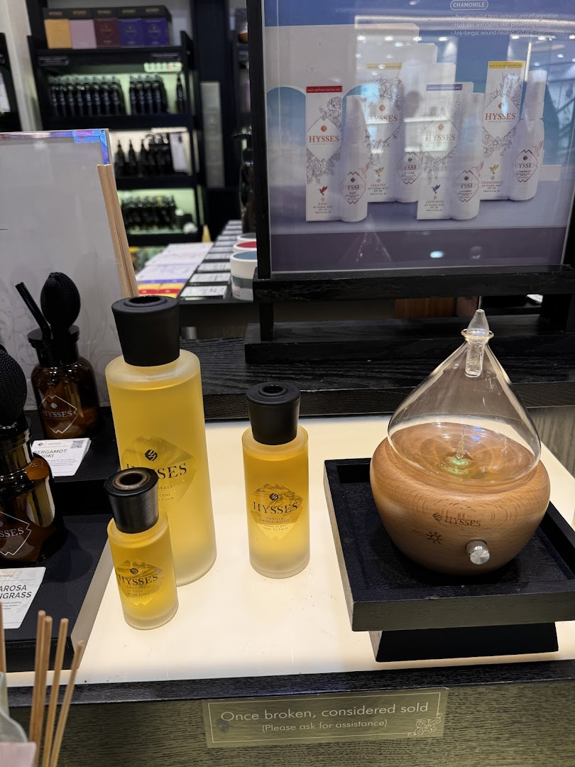 HYSSES - Aromatherapy  Essential Oils