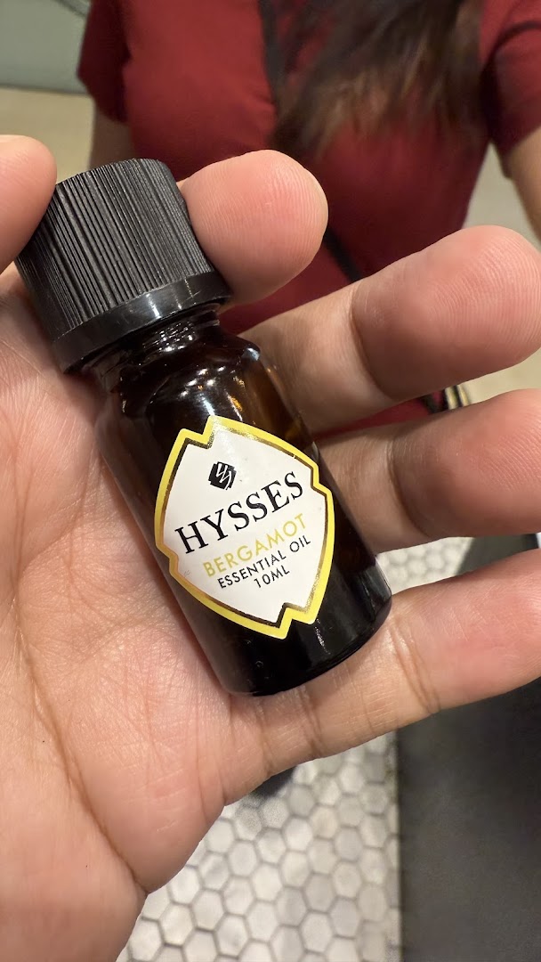 HYSSES - Aromatherapy  Essential Oils