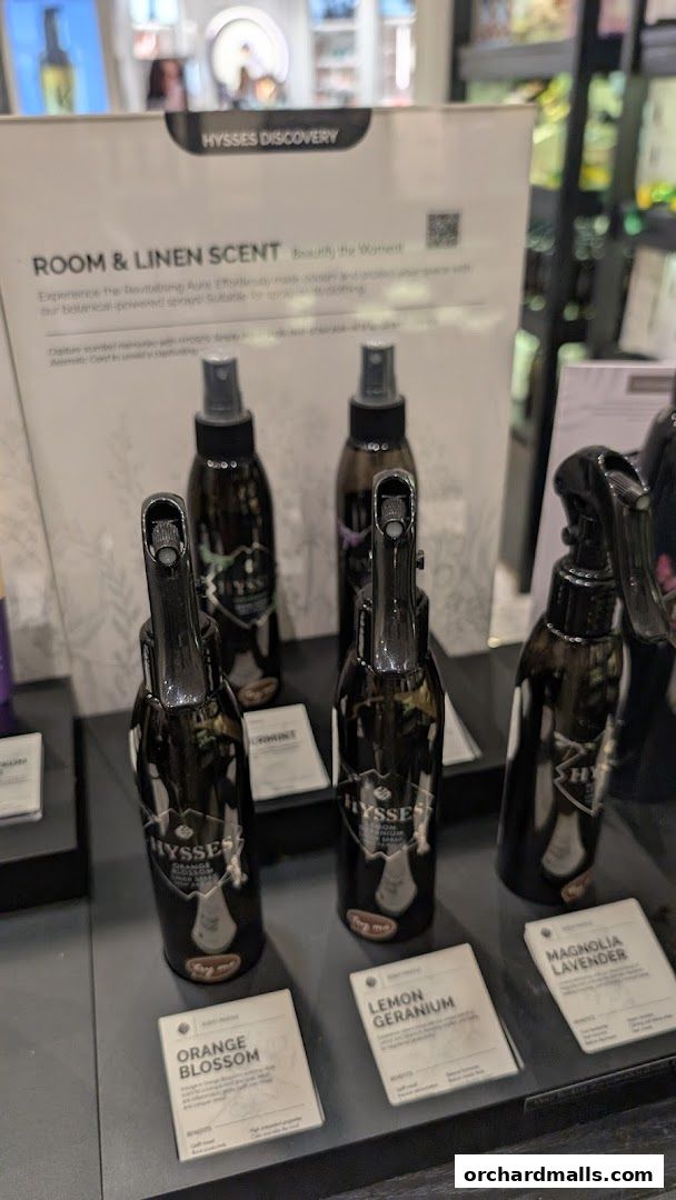 Display of HYSSES Room & Linen Scents with scent labels.