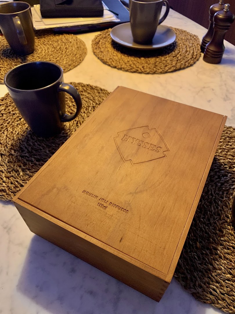 HYSSES - Aromatherapy  Essential Oils