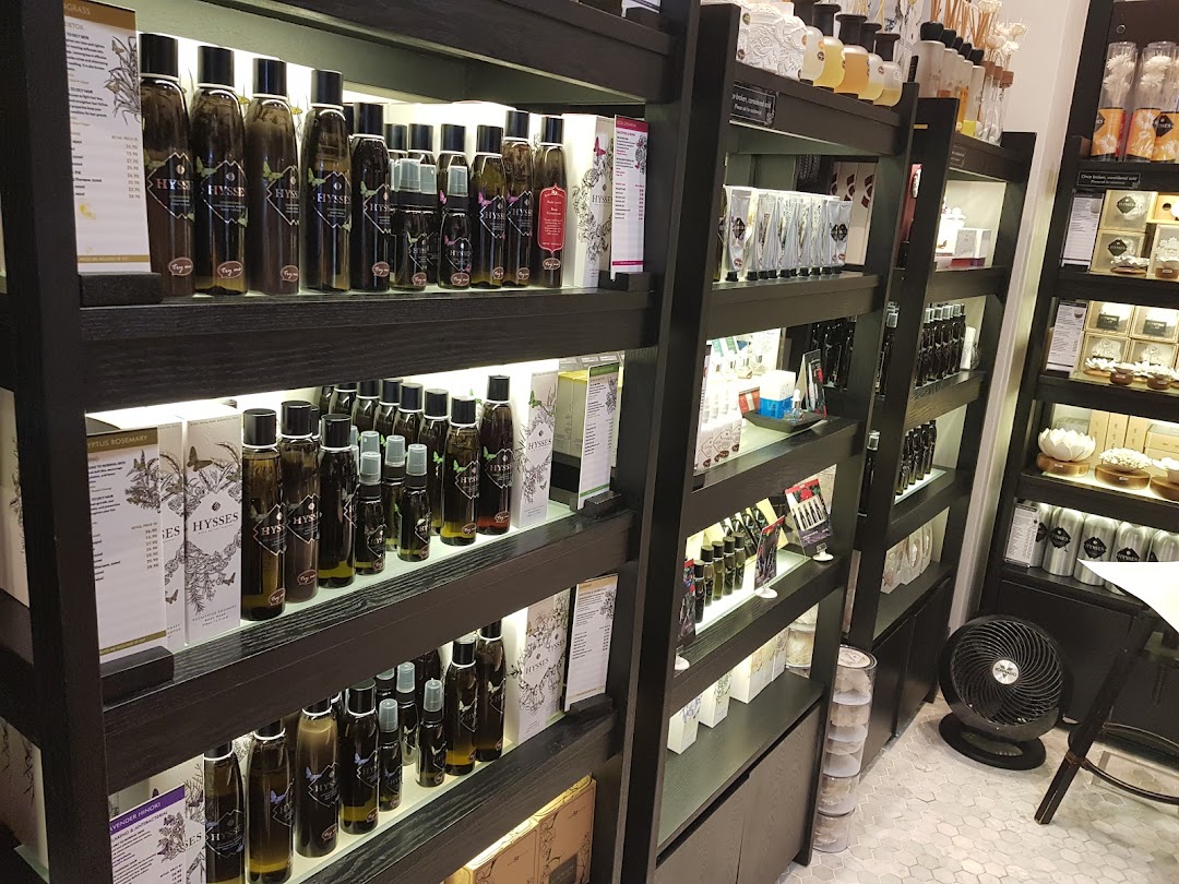 HYSSES - Aromatherapy  Essential Oils