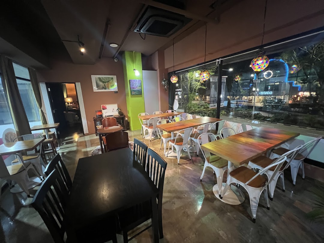 Ibu Sarah Kitchen restaurant and Tea House Orchard Towers
