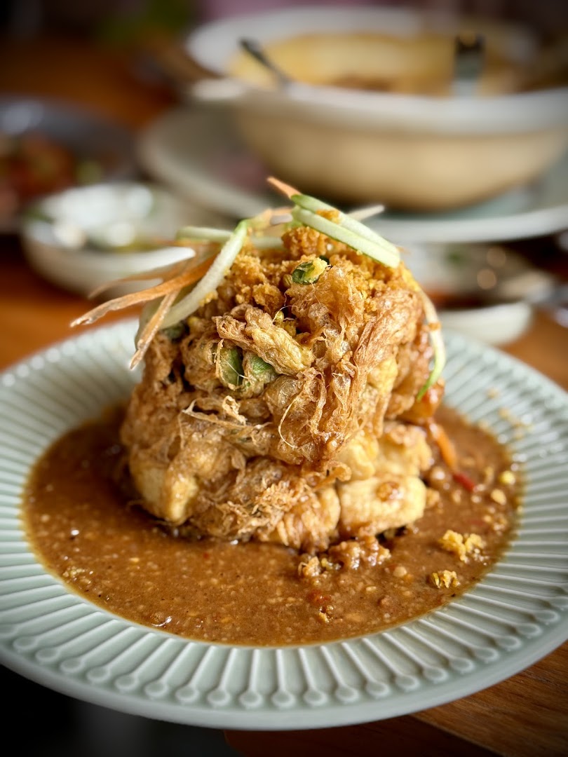 Ibu Sarah Kitchen restaurant and Tea House Orchard Towers