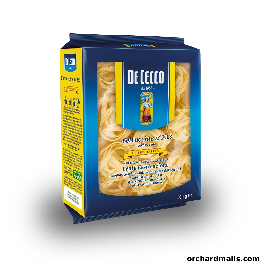A package of De Cecco Fettuccine n°233 pasta, showcasing the product and its details.