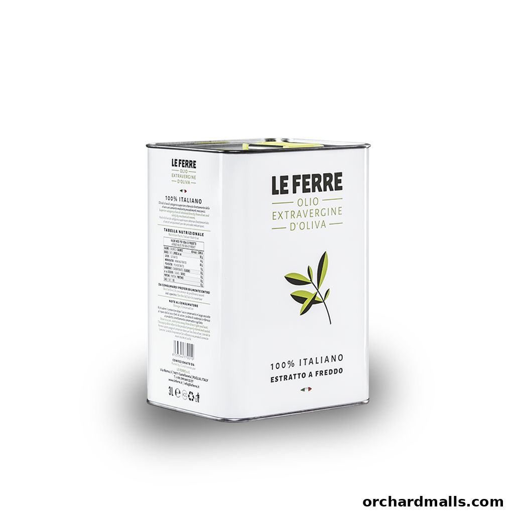 A large tin of Le Ferre 100% Italian Extra Virgin Olive Oil.