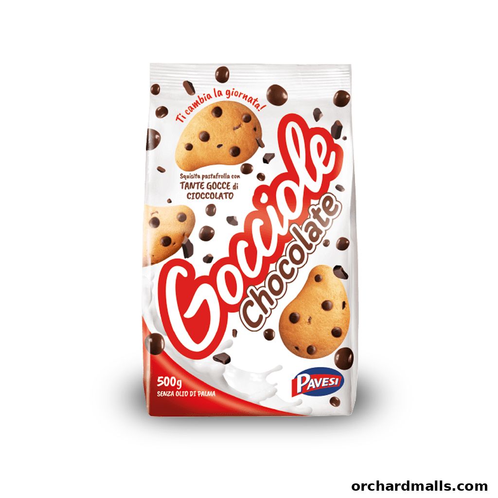 A bag of Pavesi Gocciole Chocolate cookies with chocolate chips and milk splash.