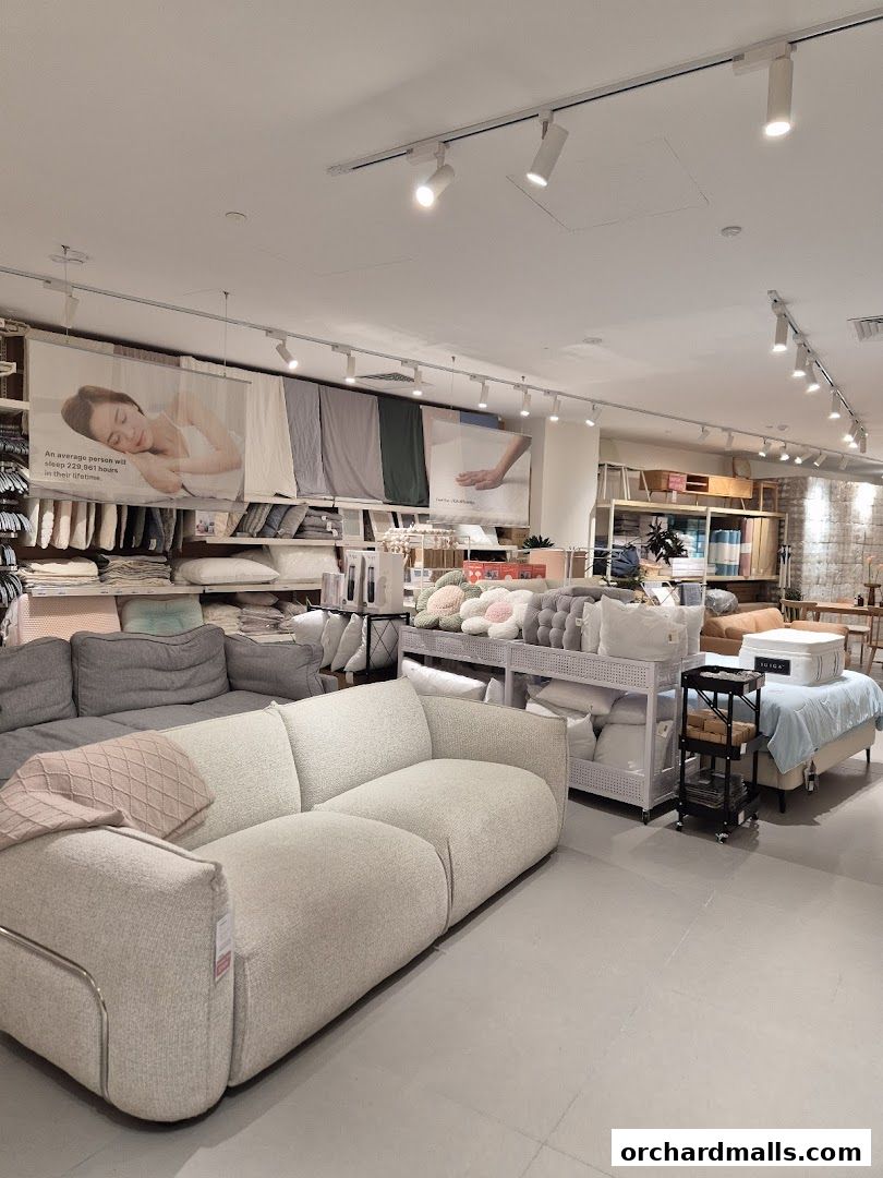 IUIGA The Cathay Flagship Store