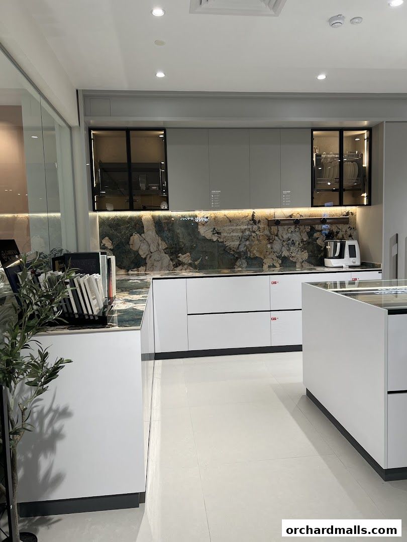 IUIGA The Cathay Flagship Store