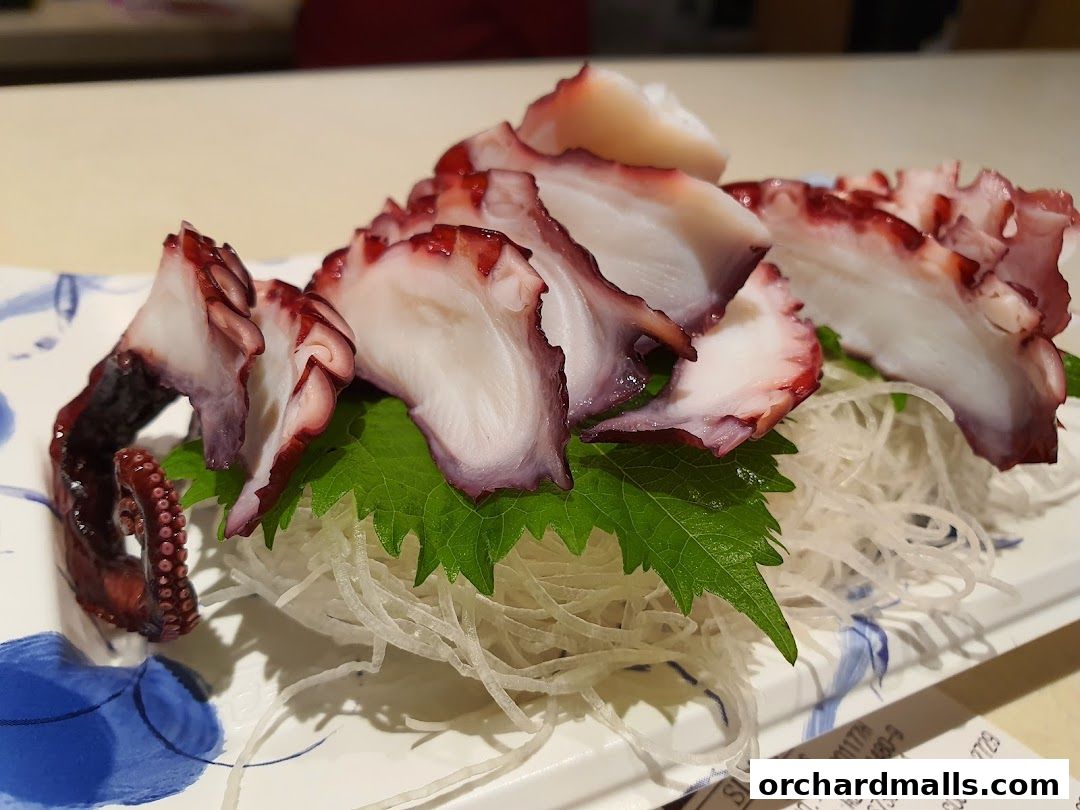 Kaku-Uchi Sake Bar Isetan Scotts