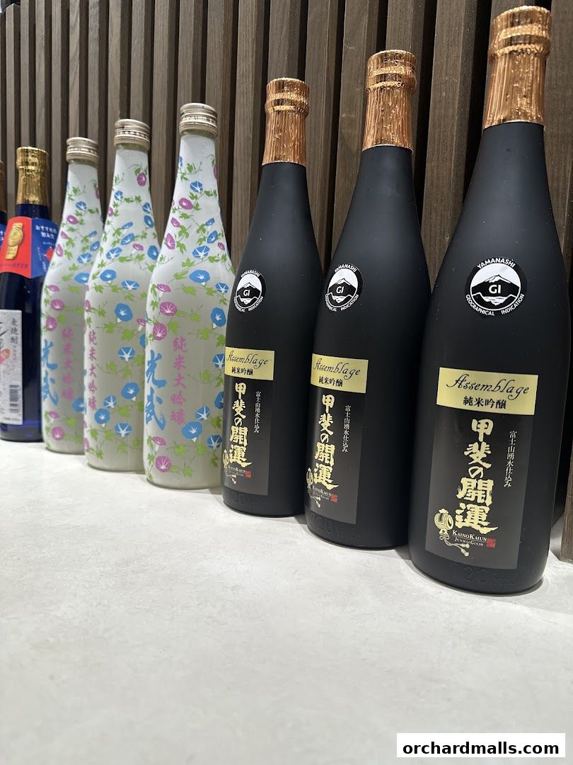 Kaku-Uchi Sake Bar Isetan Scotts