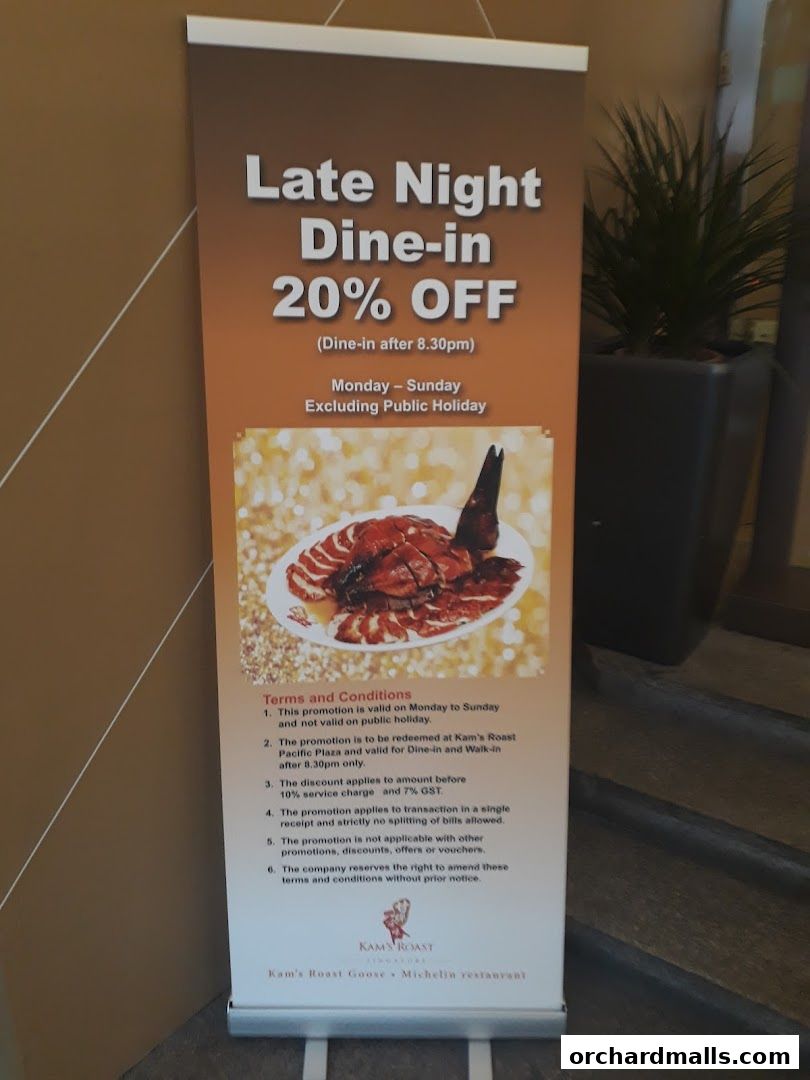 A promotional banner for Kam's Roast offering 20% off late-night dine-in.