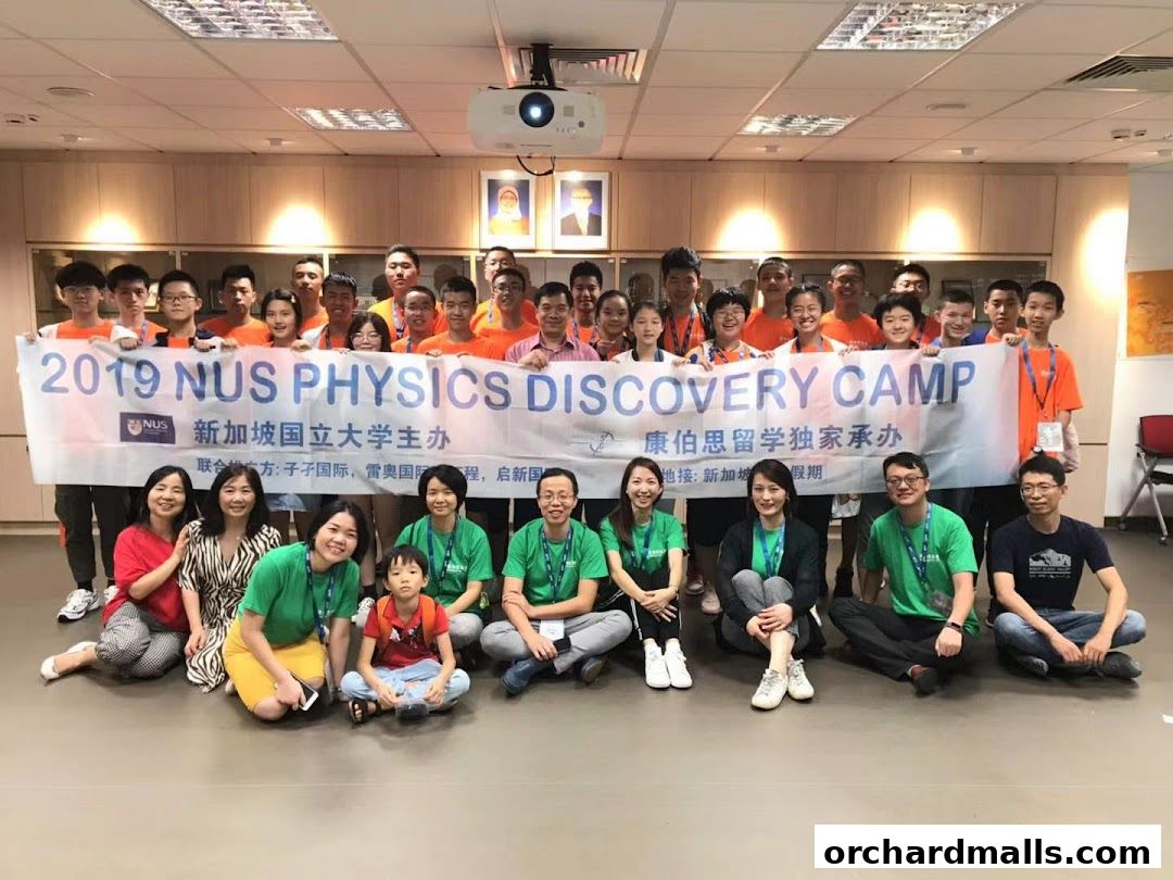 Group photo of participants and staff at the 2019 NUS Physics Discovery Camp.