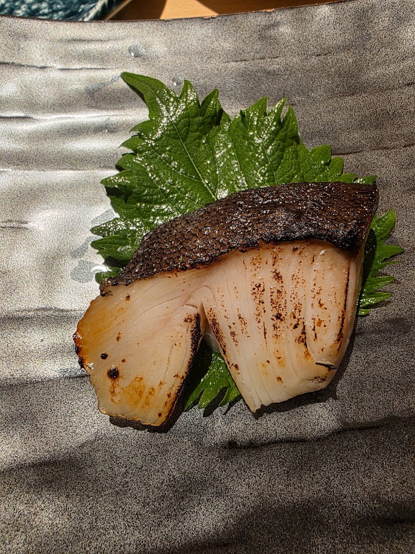 Katachi Sushi Bar -Sushi  Japanese wine-