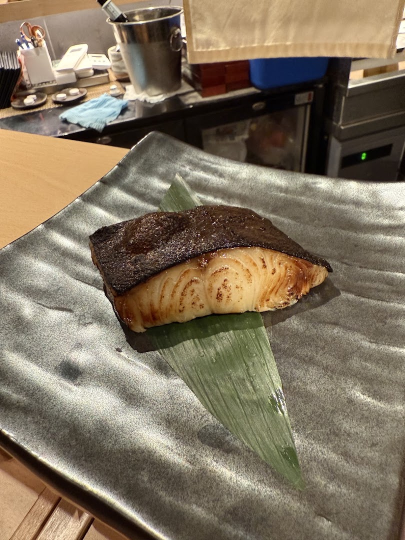 Katachi Sushi Bar -Sushi  Japanese wine-