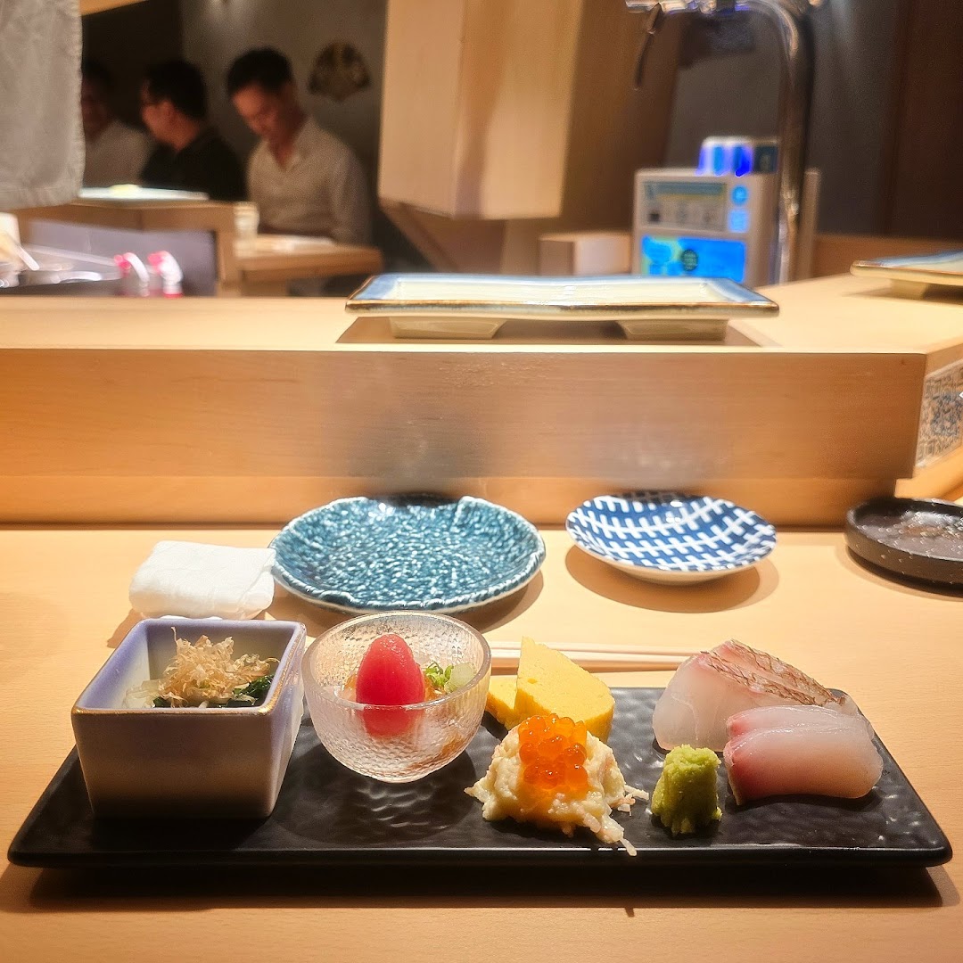 Katachi Sushi Bar -Sushi  Japanese wine-