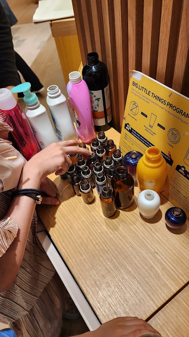 LOCCITANE - ION Orchard