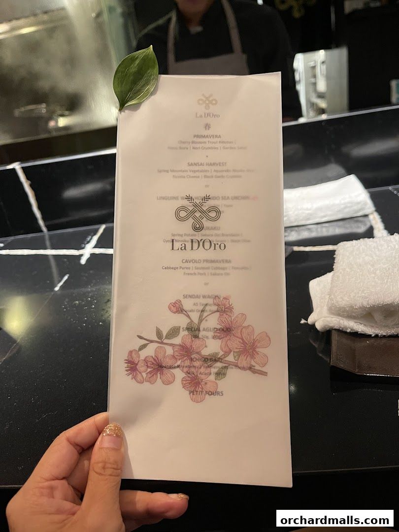 Menu page for La DOro