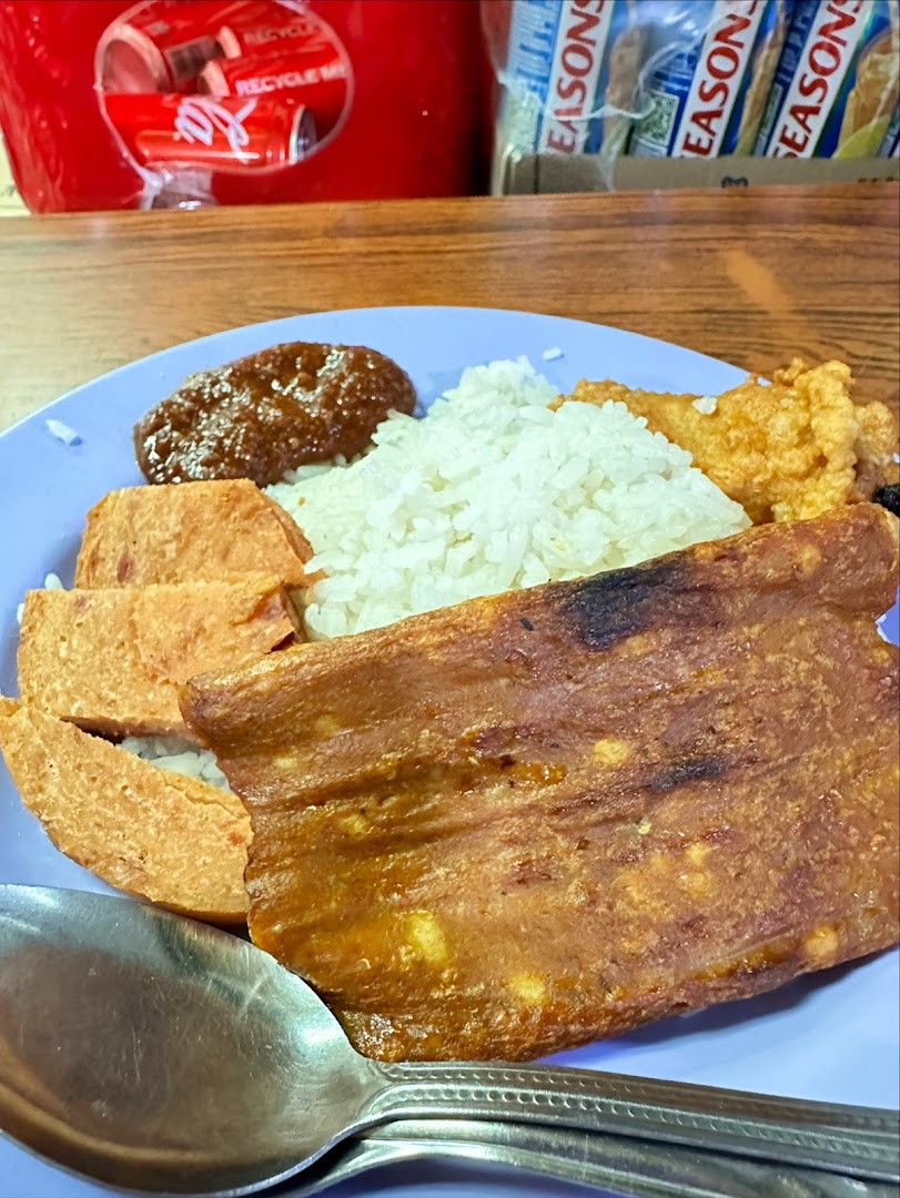La Pona Snack Bar Nasi Lemak