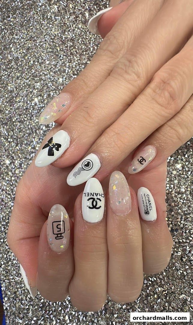 Ladies Bella - Nails, Lashes, Eyebrows