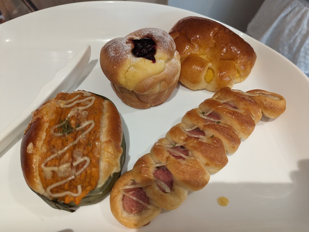Lavender Bakery - Ion Orchard