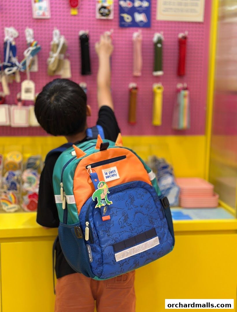 Le Petit Society Flagship Store