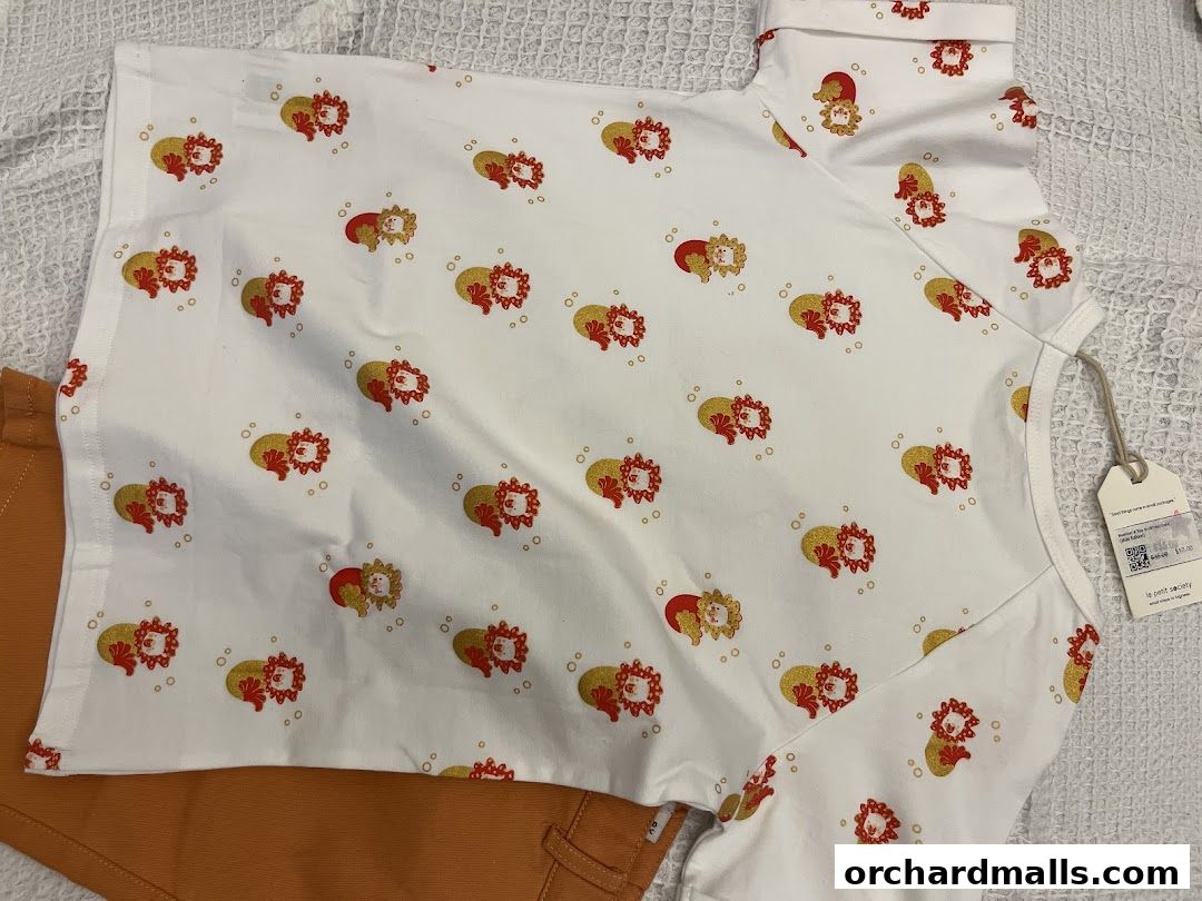 Le Petit Society Flagship Store