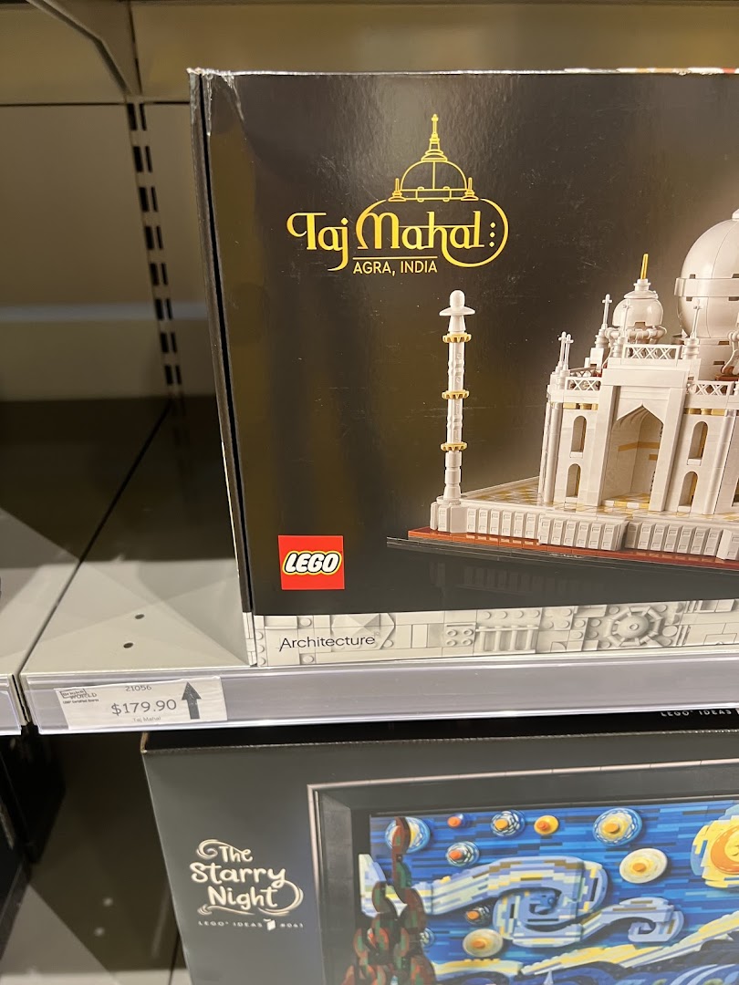 LEGO Certified Store Bricks World - ION