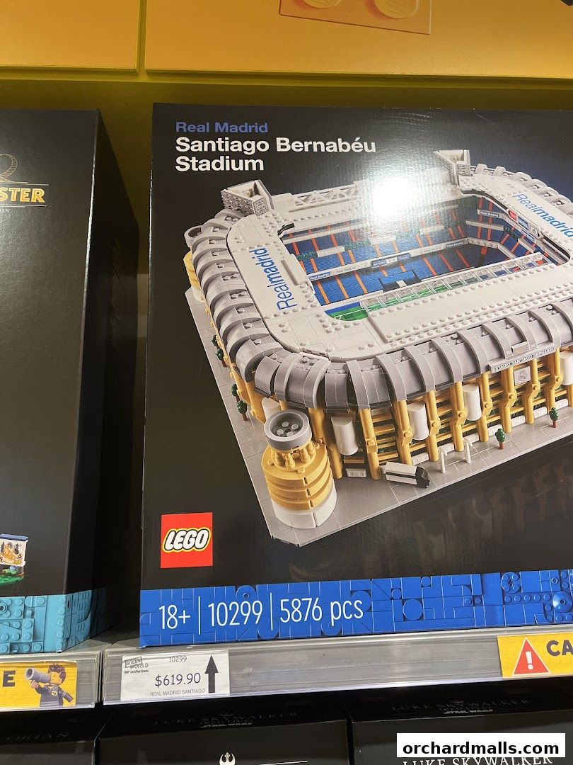 A LEGO set of the Real Madrid Santiago Bernabéu Stadium is displayed in a store.
