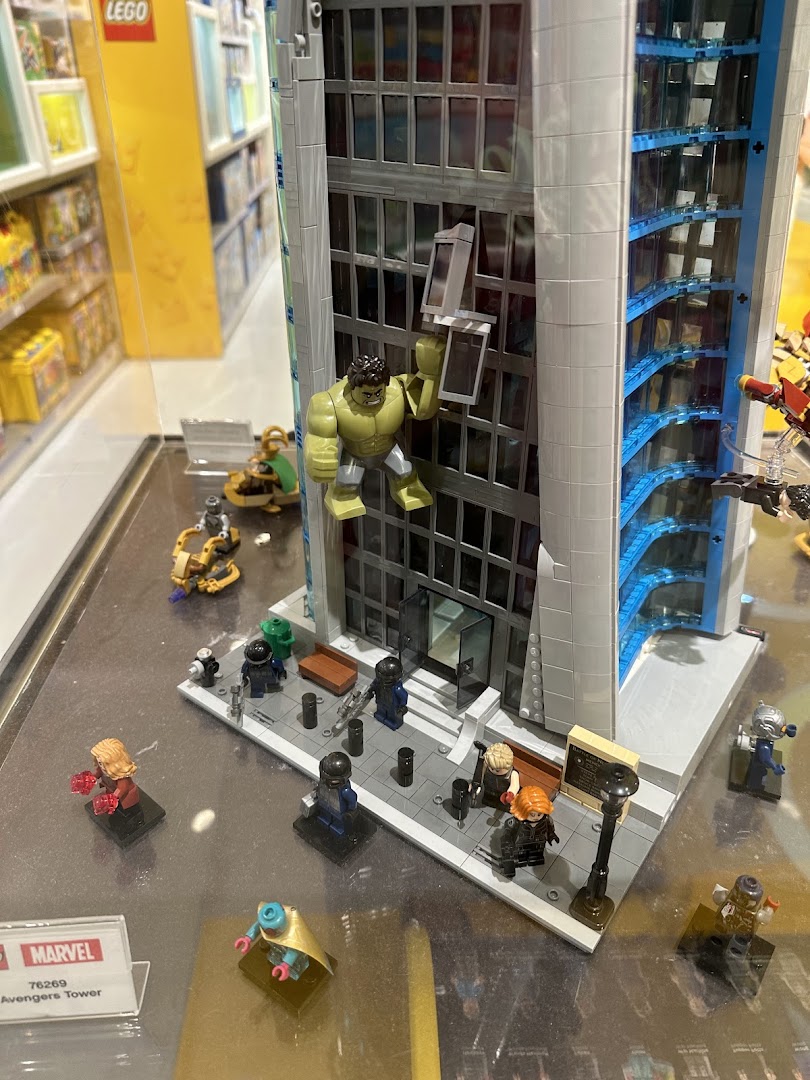 LEGO Certified Store Bricks World - ION