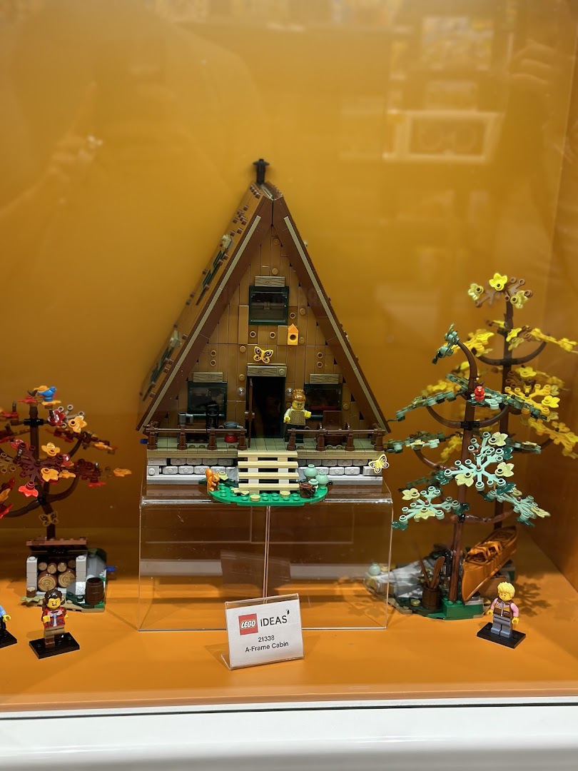 LEGO Certified Store Bricks World - ION