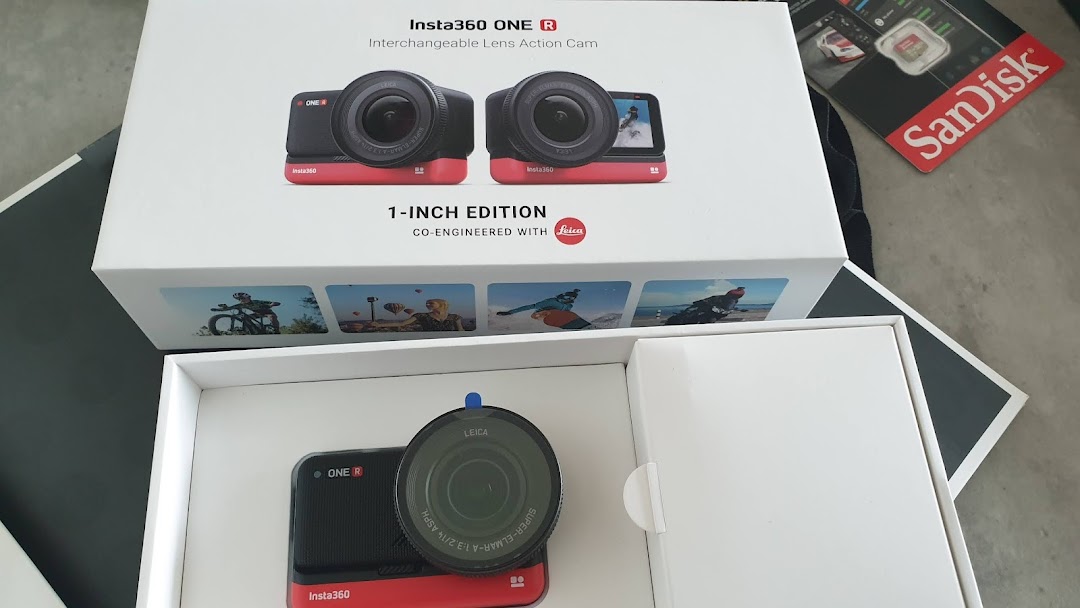 Leica Store ION Orchard