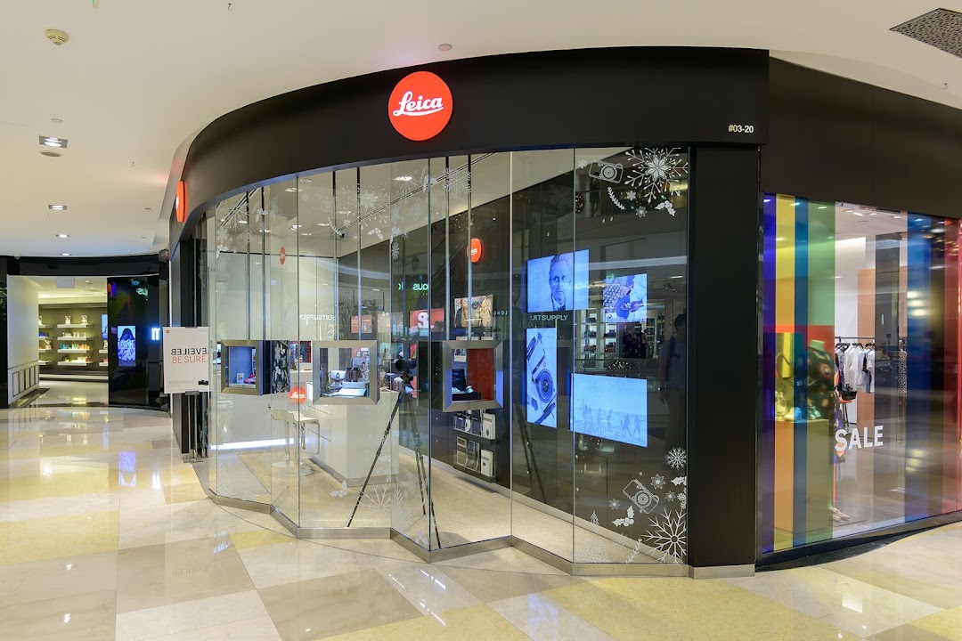 Leica Store ION Orchard
