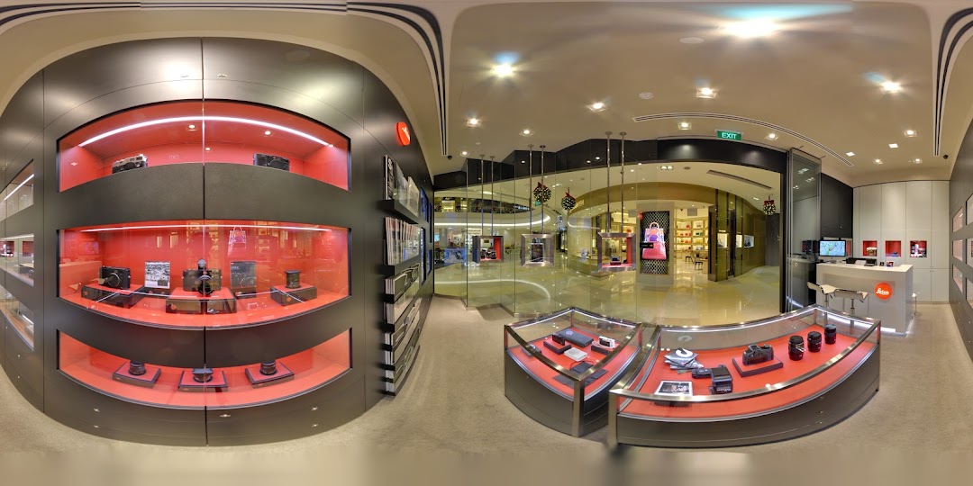 Leica Store ION Orchard