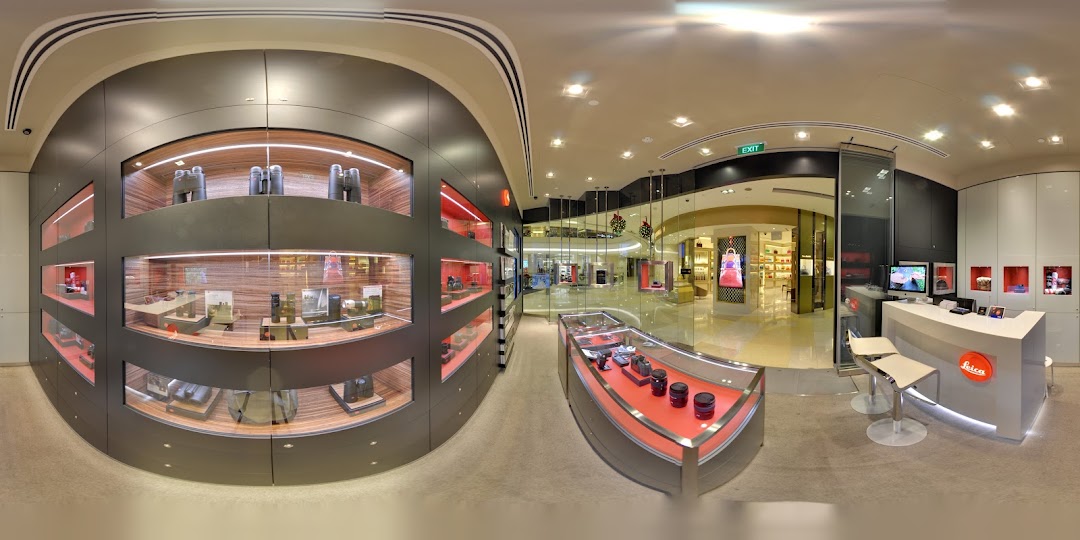 Leica Store ION Orchard