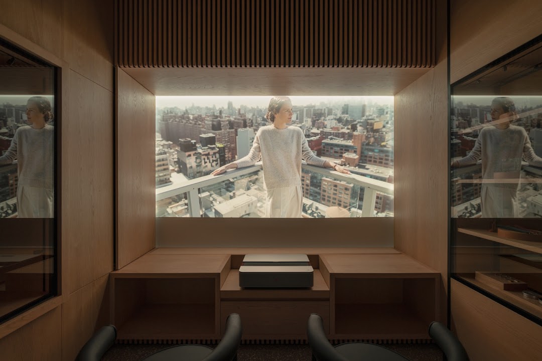 Leica Store ION Orchard