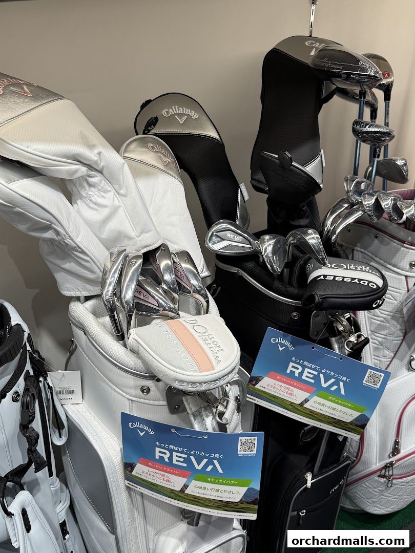 Leonian Sportique  Mandarin Gallery