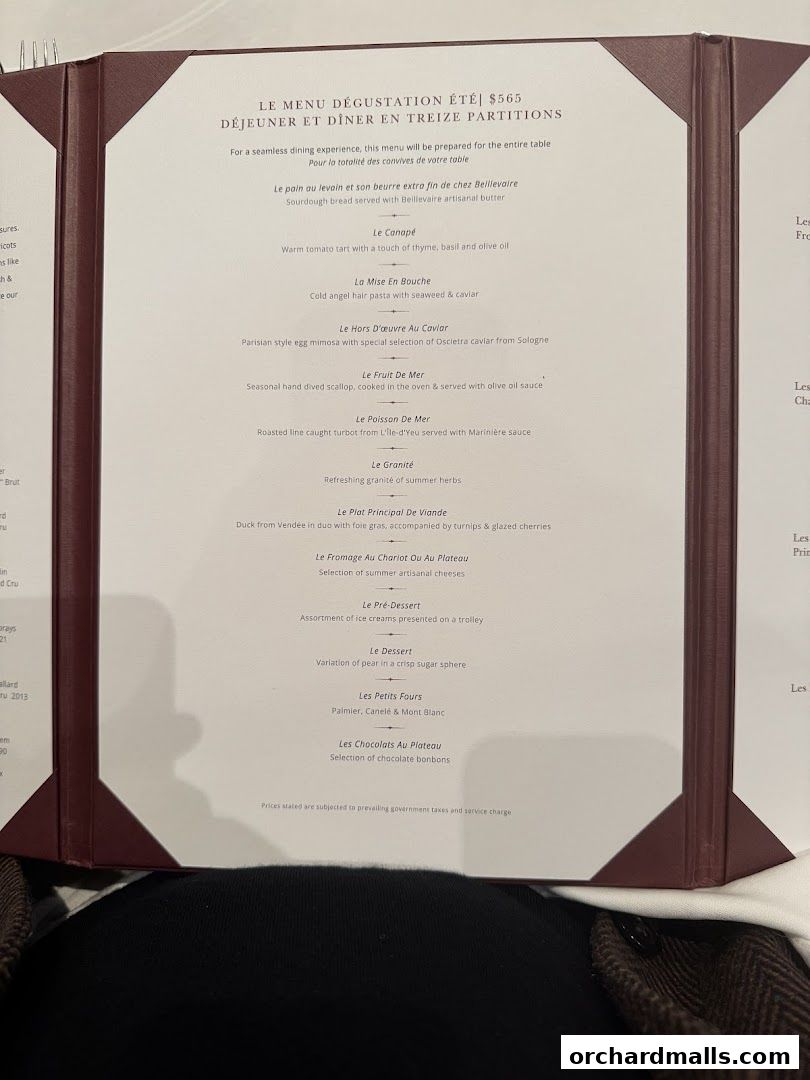 Menu page for Les Amis