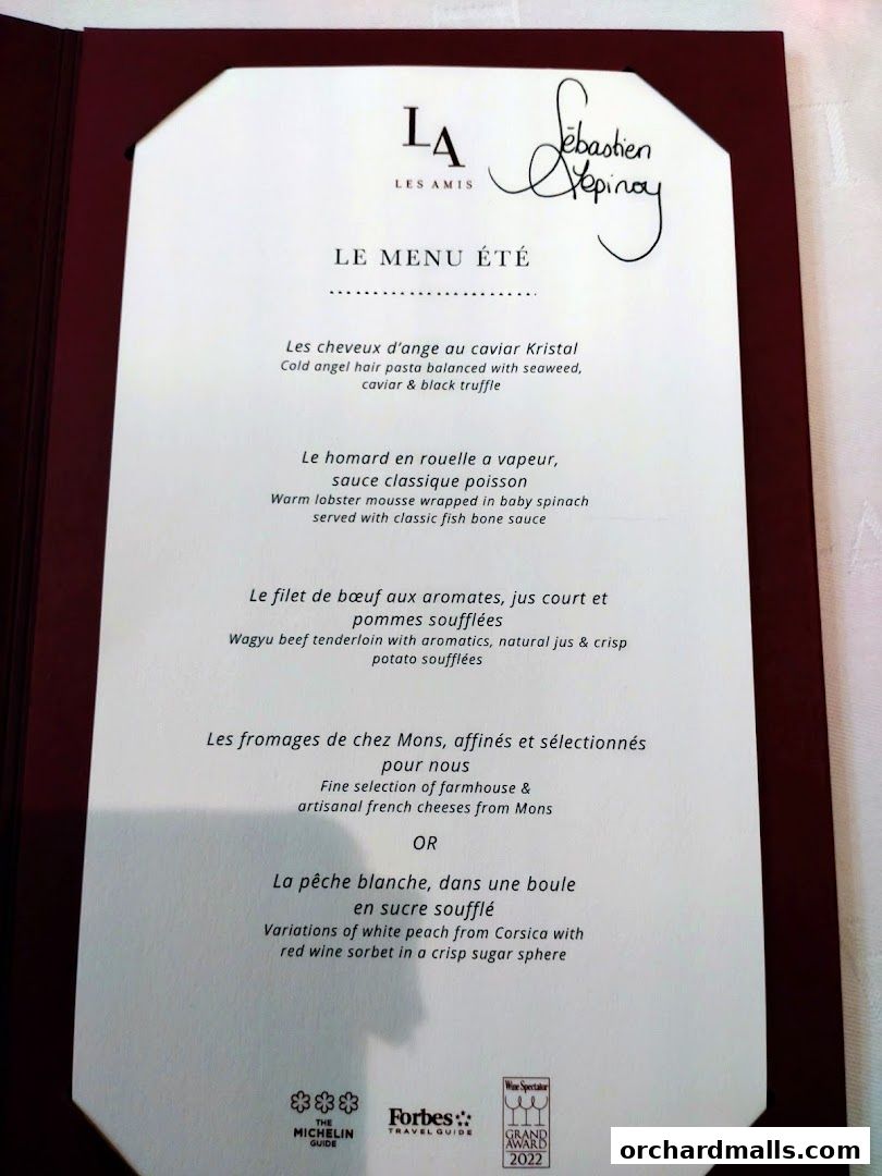 Menu page for Les Amis