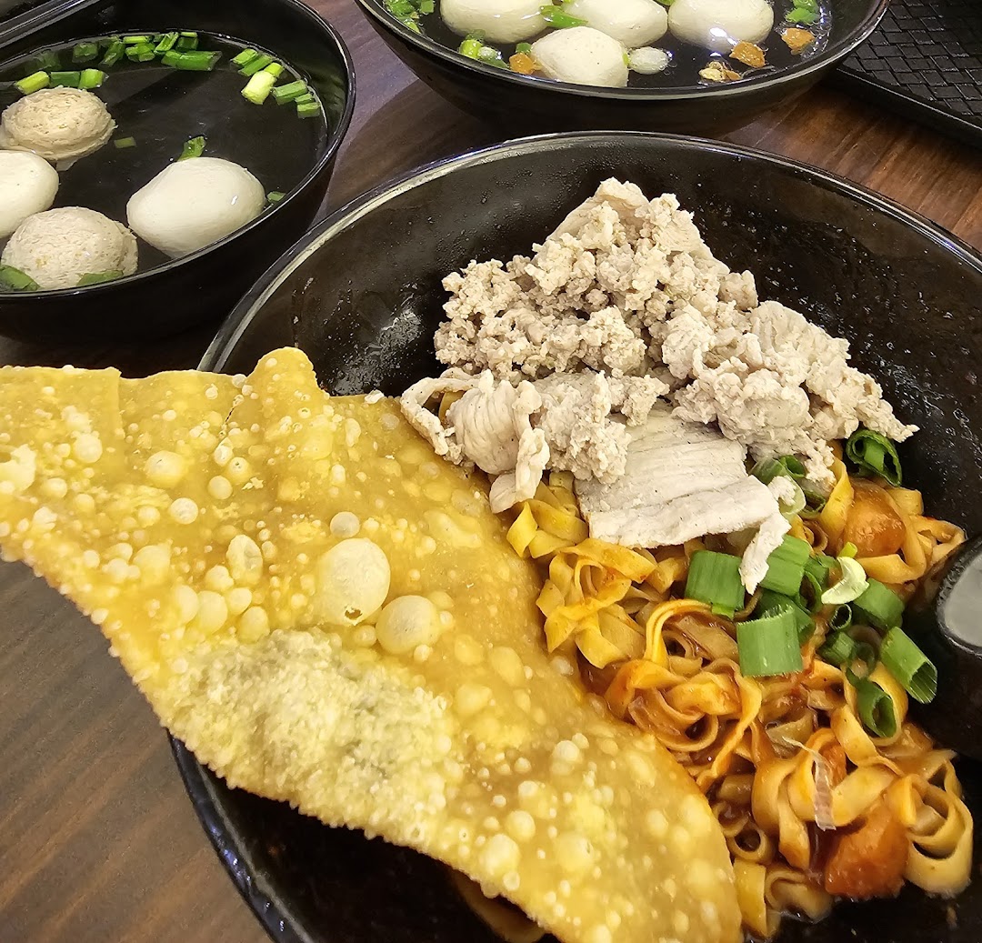 LiXin Teochew Fishball Noodles - Takashimaya
