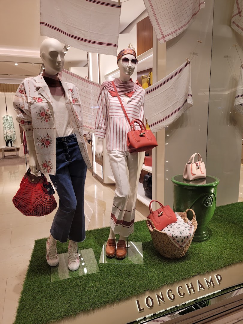 Longchamp
