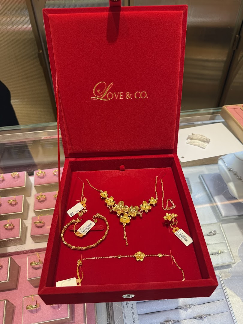 Love  Co. Ion Orchard - Engagement Diamond rings and Wedding Bands