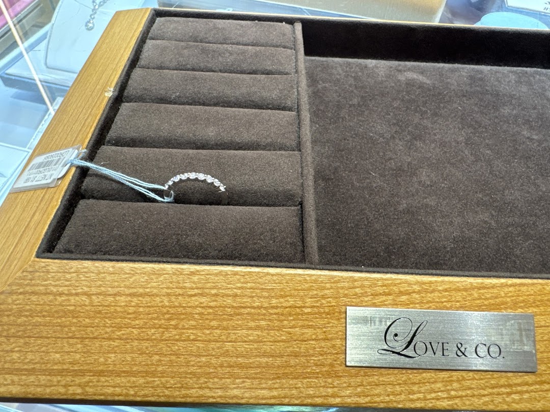 Love  Co. Ion Orchard - Engagement Diamond rings and Wedding Bands