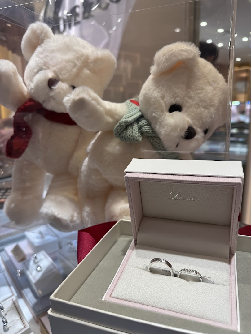 Love  Co. Ion Orchard - Engagement Diamond rings and Wedding Bands