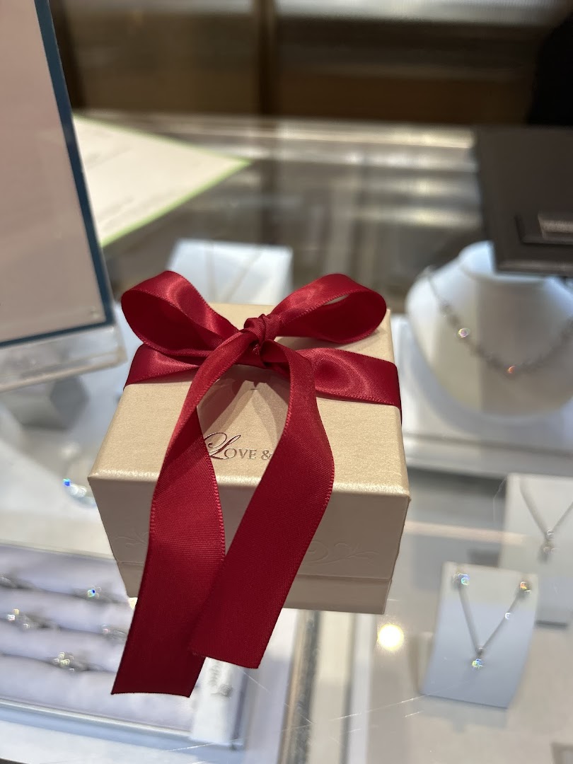 Love  Co. Ion Orchard - Engagement Diamond rings and Wedding Bands