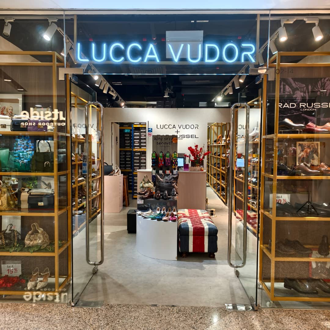 Lucca Vudor  Rad Russel at Orchard Road